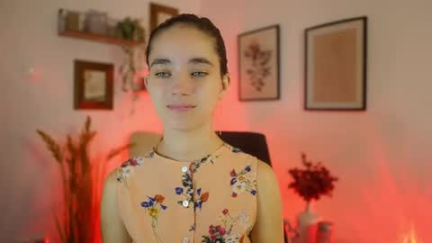 Gia Paige18 online show from September 23, 1:09 pm