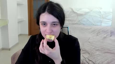 Kate online show from February 24, 12:04 pm