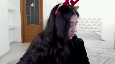 Kate online show from December 14, 8:53 am