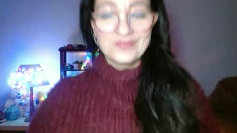 GinaONeon online show from January 15, 8:15 pm