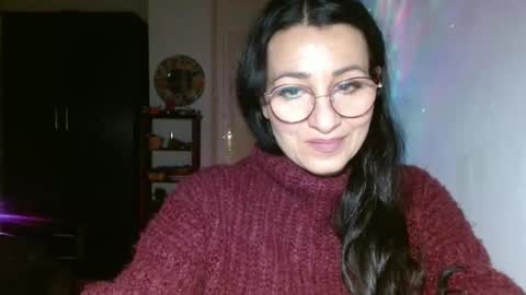 GinaONeon online show from February 4, 7:33 pm