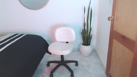 - online show from December 24, 4:44 am