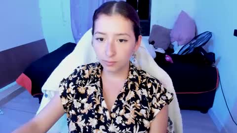 Snapshot of ginger_sweetty chatting on February 22, 11:54 pm Ginger online show from February 22, 11:54 pm