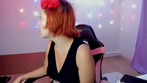 Snapshot of ginger_sweetty chatting on December 31, 12:32 am Ginger online show from December 31, 12:32 am