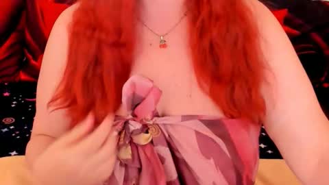 gingergreeneyes online show from March 24, 4:12 pm