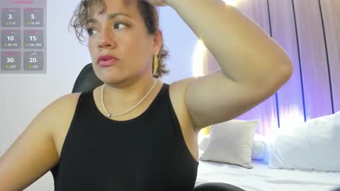 G I S E P L A online show from January 8, 8:13 pm