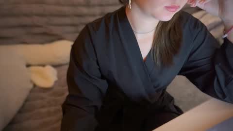 girllookingforlove online show from March 9, 4:55 pm