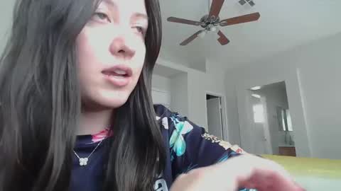 Jasmine online show from January 30, 6:21 pm