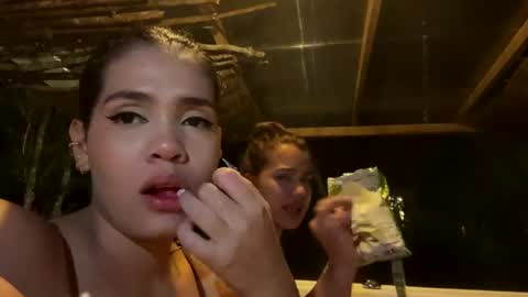 Snapshot of girlpinkxx chatting on January 27, 4:52 am girlpinkxx online show from January 27, 4:52 am