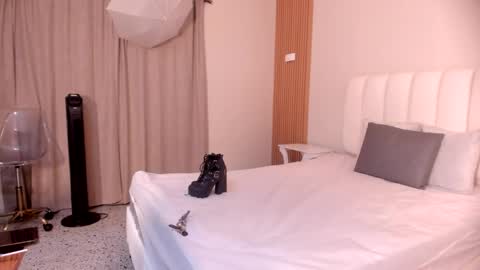 girlpinkxx online show from June 8, 3:51 am