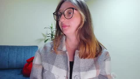 Maze    Thumbs up online show from January 9, 1:50 am