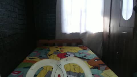 Snapshot of girlsweet_enise69xxx chatting on December 9, 12:34 am Mynameisenise online show from December 9, 12:34 am