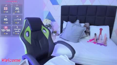 Gisella online show from December 19, 1:14 pm