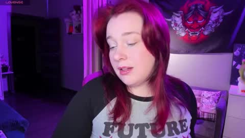 Snapshot of gitera_ chatting on September 20, 10:08 pm AlexaMillis online show from September 20, 10:08 pm