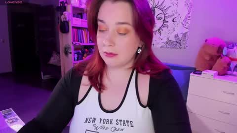 Snapshot of gitera_ chatting on February 14, 9:32 pm AlexaMillis online show from February 14, 9:32 pm