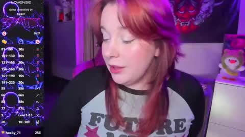 Snapshot of gitera_ chatting on October 16, 6:54 pm AlexaMillis online show from October 16, 6:54 pm