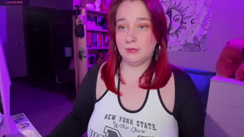 Snapshot of gitera_ chatting on January 25, 9:04 pm AlexaMillis online show from January 25, 9:04 pm