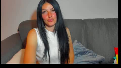 Casandra online show from June 2, 7:59 pm