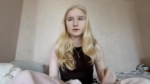 Laura online show from April 17, 6:04 am