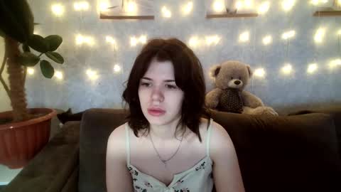  Roxy  online show from November 11, 4:19 am