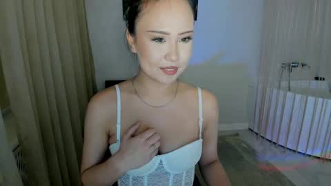Mila online show from June 5, 6:14 pm