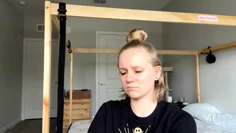 feyaa22 online show from February 7, 4:24 pm