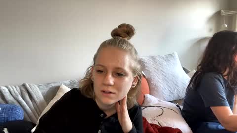 feyaa22 online show from February 14, 4:20 pm