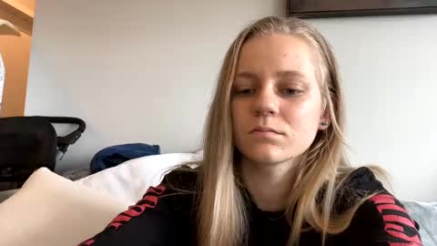 feyaa22 online show from February 16, 3:59 pm