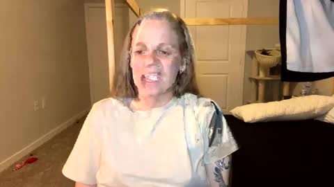 feyaa22 online show from March 1, 2:15 am