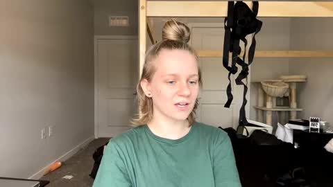 feyaa22 online show from February 25, 8:21 pm