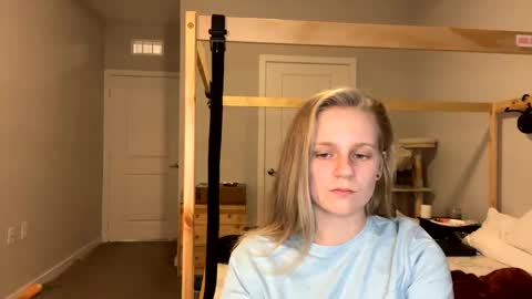 feyaa22 online show from February 22, 2:28 am