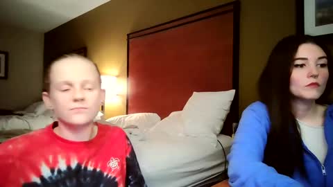 feyaa22 online show from October 6, 4:40 am