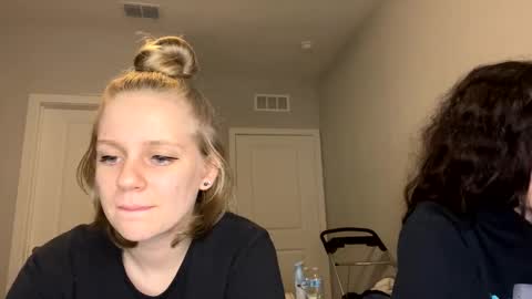 feyaa22 online show from January 26, 1:31 am