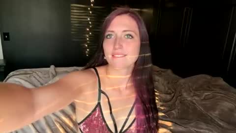 goddessquinncy online show from July 13, 2:23 am