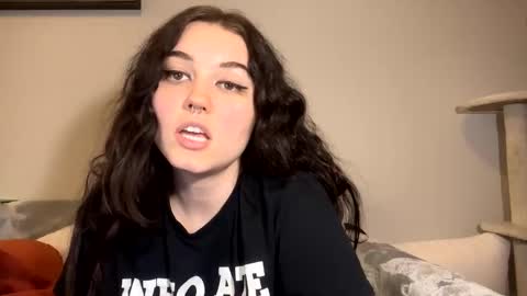 Goddess Raven online show from March 6, 2:30 am