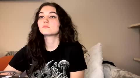 Goddess Raven online show from March 9, 2:39 am