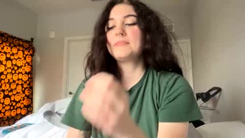 Goddess Raven online show from February 1, 4:11 pm