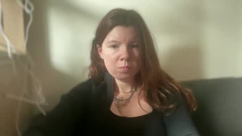 Snapshot of goddesssylvie chatting on October 4, 1:39 pm goddesssylvie online show from October 4, 1:39 pm