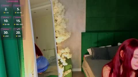 goldapple  online show from April 12, 1:30 am