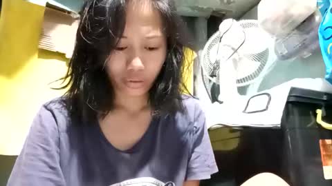 GorgeousPinay babe online show from April 6, 8:21 pm