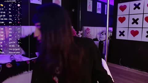 Meredith Alessandra online show from February 19, 4:12 am