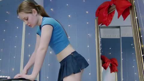 Grace online show from April 15, 7:58 pm