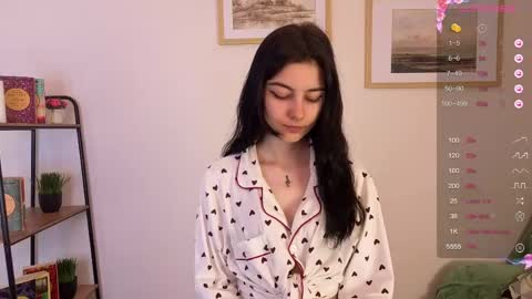 grace_bisho online show from April 17, 8:05 am