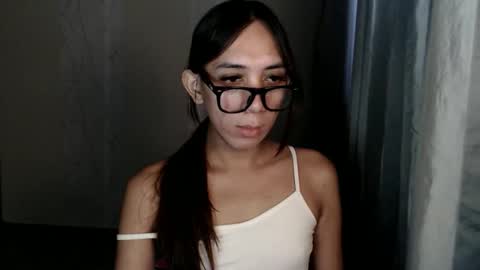 HoneyGrace online show from February 13, 7:43 am