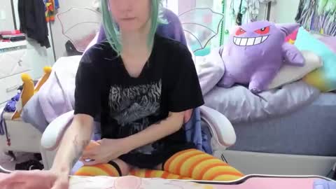 GreenEyedLovexo online show from October 29, 7:27 pm