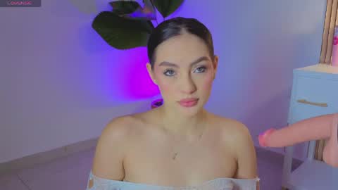 GRETA online show from April 18, 11:56 am