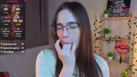 Cutie Ellie online show from June 13, 6:27 pm