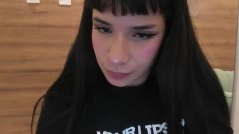 gummyluv online show from March 10, 3:21 am