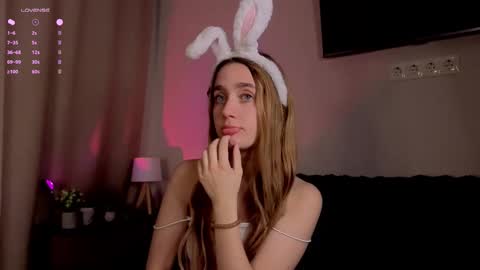 Julia online show from September 14, 1:25 am