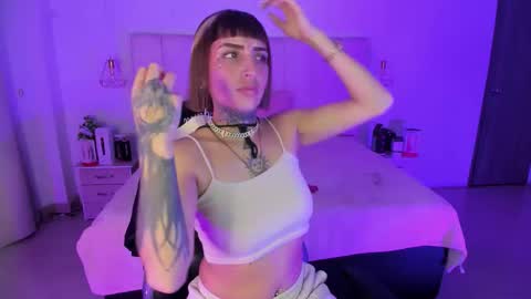 gyal_8_ online show from March 15, 3:41 am